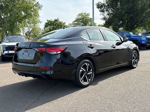 Certified 2024 Nissan Sentra SV FWD image 2