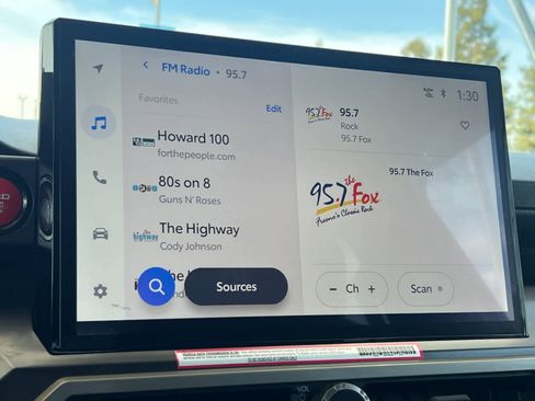Used 2024 Toyota Tacoma TRD Sport image 18