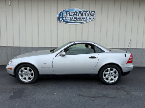 Used 1999 Mercedes-Benz SLK 230 image 2
