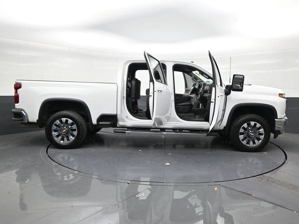 Used 2023 Chevrolet Silverado 2500 LT w/ All Star Edition AWD/4WD image 29