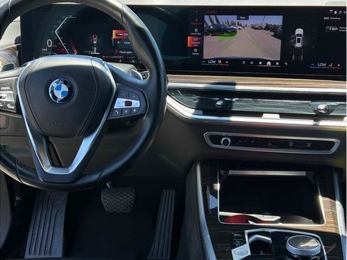 Used 2025 BMW X5 xDrive50e AWD/4WD image 11