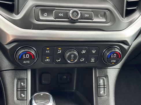 Used 2018 GMC Acadia SLE AWD/4WD image 28
