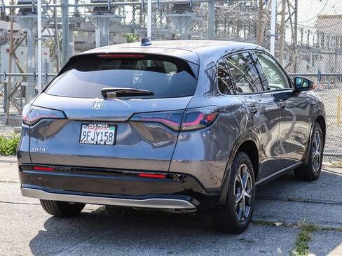 Used 2023 Honda HR-V EX-L image 10