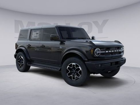 New 2026 Ford Bronco Outer Banks AWD/4WD image 7