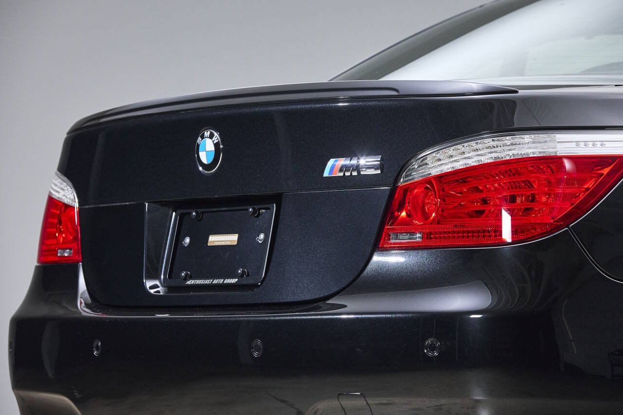 Used 2008 BMW M5 RWD image 46