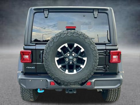 Used 2024 Jeep Wrangler Unlimited Rubicon 4xe AWD/4WD image 7