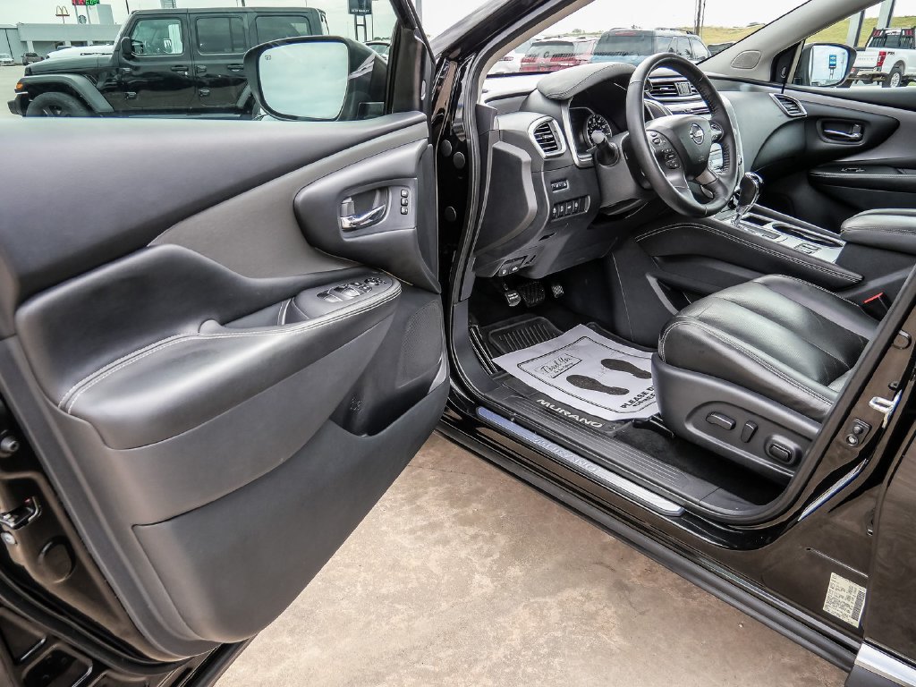 Used 2020 Nissan Murano SL w/ Moonroof Package FWD image 32