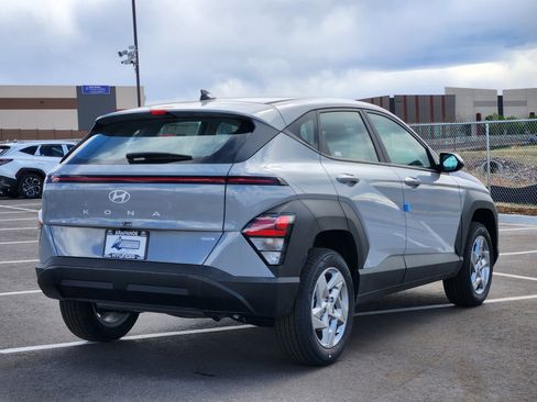 New 2026 Hyundai Kona SE AWD/4WD image 5