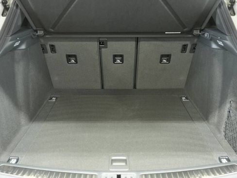 New 2026 Porsche Macan S image 27