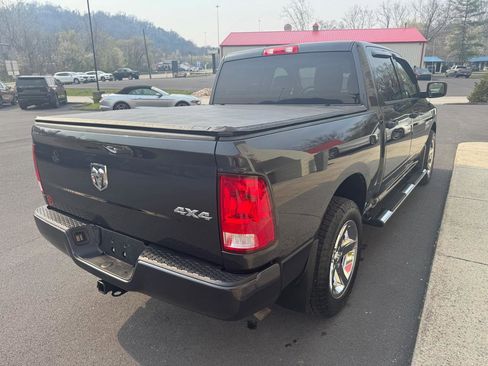 Used 2018 RAM 1500 Express w/ Express Value Package AWD/4WD image 5