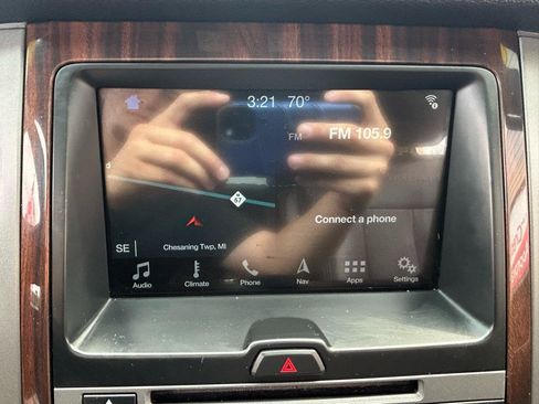 Used 2016 Ford Expedition Platinum AWD/4WD image 24