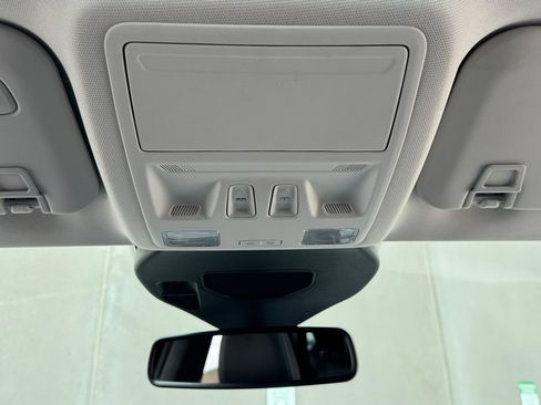Used 2023 Ford Escape Platinum w/ Premium Technology Package AWD/4WD image 27