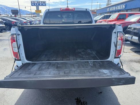 Used 2017 GMC Canyon Denali image 29