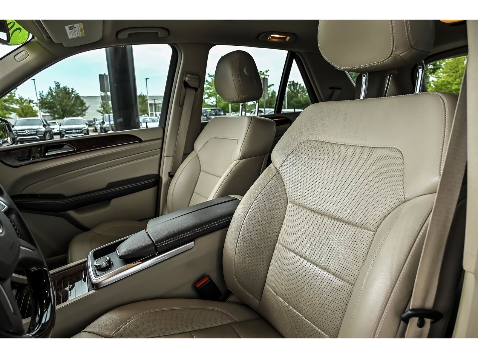 Used 2015 Mercedes-Benz ML 400 4MATIC image 14