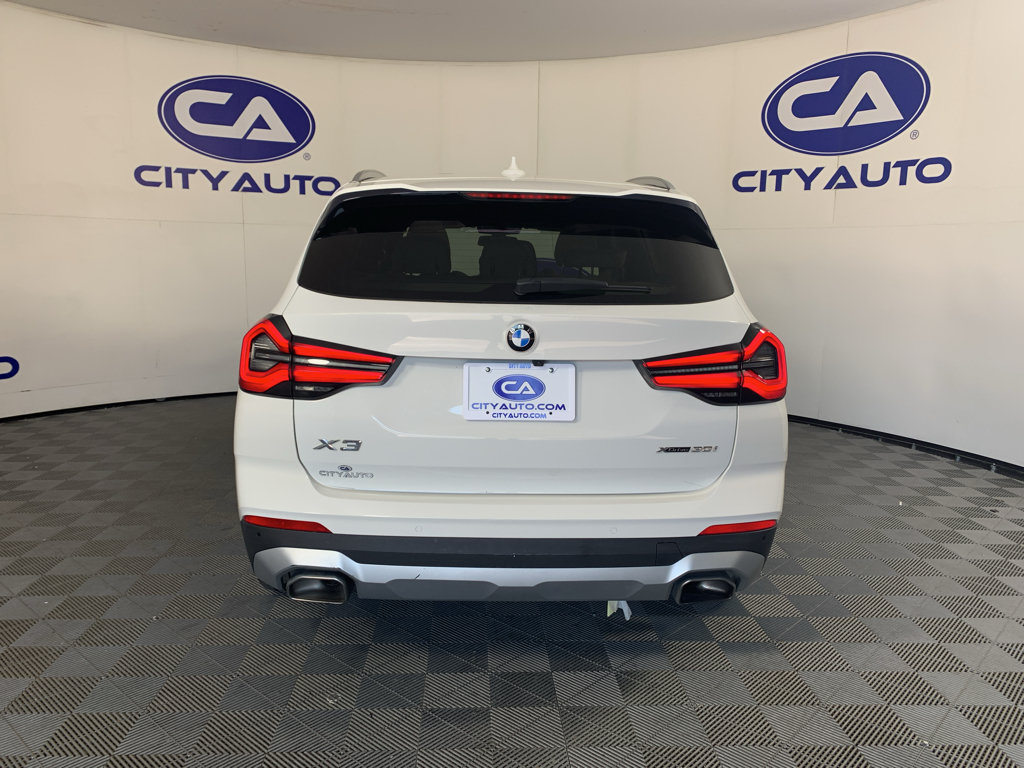 Used 2022 BMW X3 xDrive30i w/ Convenience Package AWD/4WD image 4