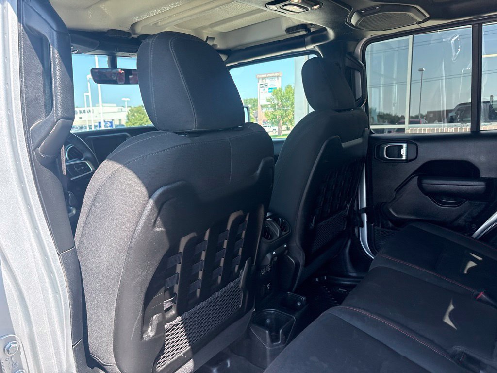 Used 2022 Jeep Gladiator Rubicon w/ Cold Weather Group AWD/4WD image 34