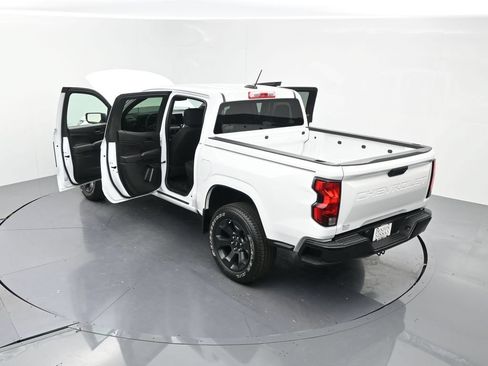Used 2024 Chevrolet Colorado W/T RWD image 21