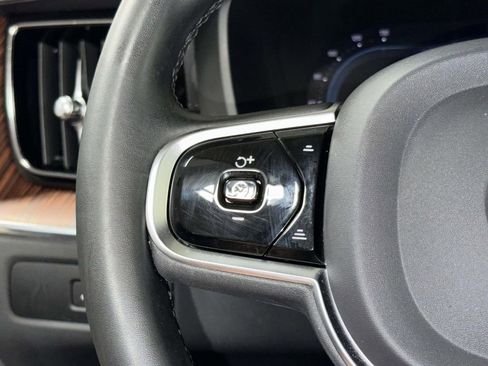 Used 2023 Volvo XC60 B6 Ultimate AWD/4WD image 30