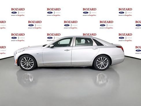 Used 2017 Cadillac CT6 Luxury RWD image 5