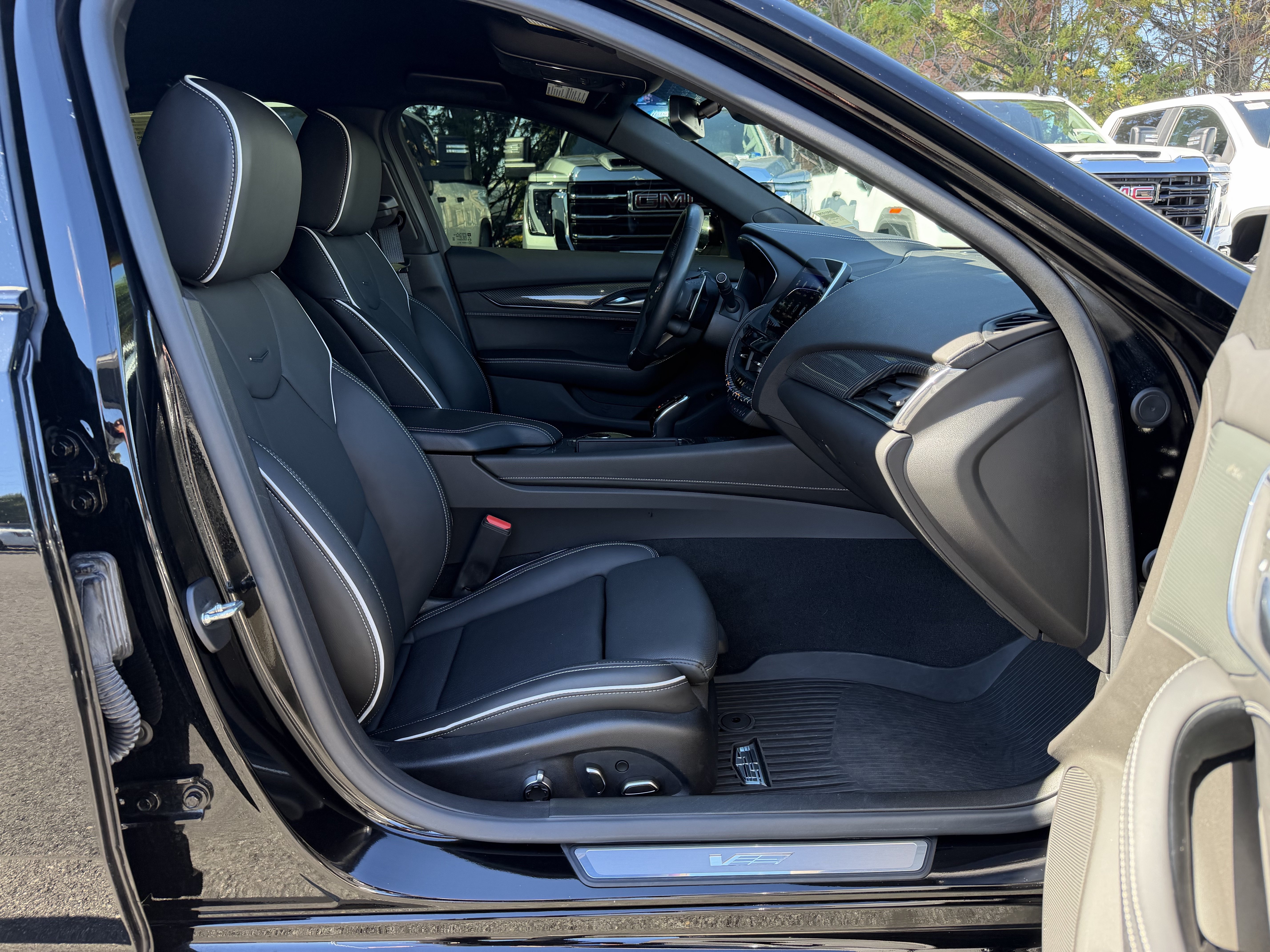 Used 2023 Cadillac CT5 V Blackwing w/ Driver Assist Package RWD image 35