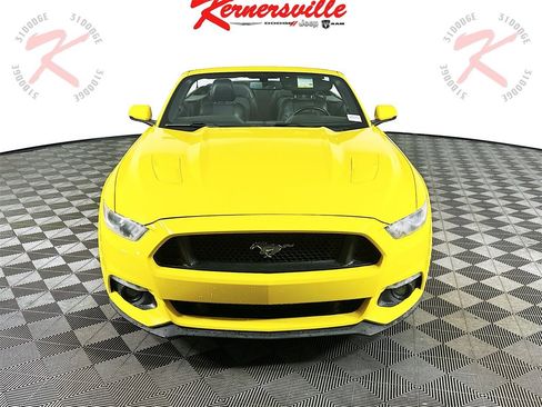 Used 2017 Ford Mustang GT Premium image 39