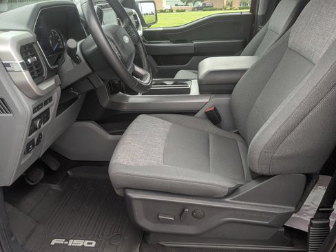 Used 2022 Ford F150 XLT w/ Equipment Group 302A High AWD/4WD image 13