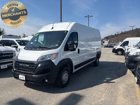Used 2025 RAM ProMaster 2500 w/ Convenience Group image 2