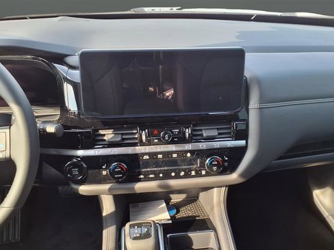 New 2026 Nissan Pathfinder Platinum AWD/4WD image 45
