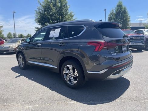 Used 2022 Hyundai Santa Fe SEL w/ Convenience + Premium Package image 5