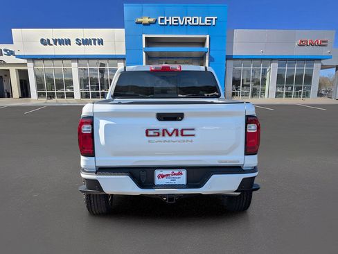 New 2026 GMC Canyon Elevation w/ Convenience Package image 9