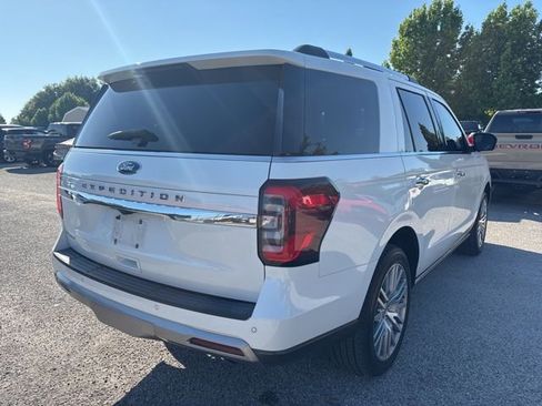 Used 2022 Ford Expedition Limited RWD image 5