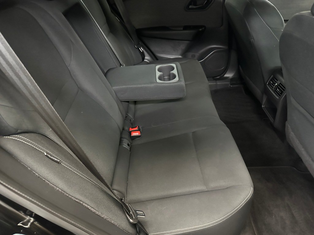 Used 2023 Nissan Rogue S AWD/4WD image 25