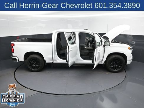 Used 2023 Chevrolet Silverado 1500 RST AWD/4WD image 44