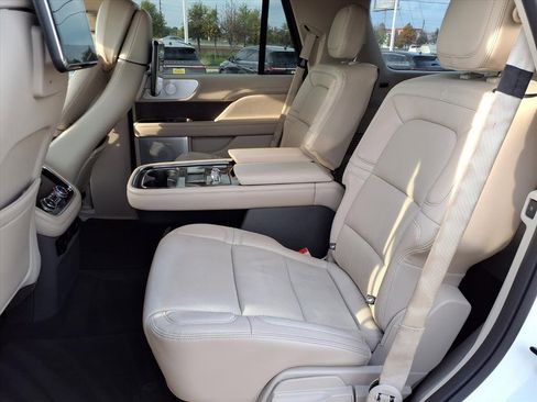 Used 2020 Lincoln Navigator Reserve w/ Equipment Group 208A Reserve image 23