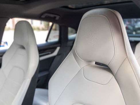 Certified 2025 Porsche Panamera 4 AWD/4WD image 23