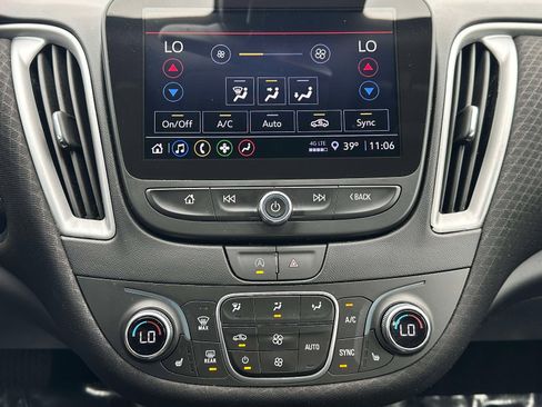 Certified 2024 Chevrolet Malibu LT image 10