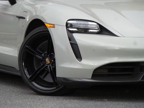 Used 2021 Porsche Taycan Turbo S image 20