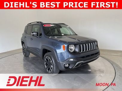 Used 2023 Jeep Renegade Latitude w/ Sun/Sound Group