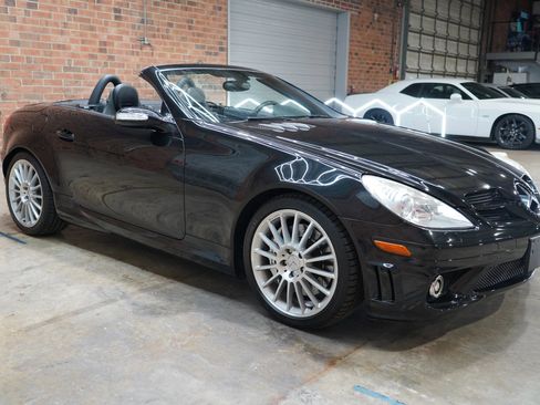 Used 2006 Mercedes-Benz SLK 55 AMG image 31