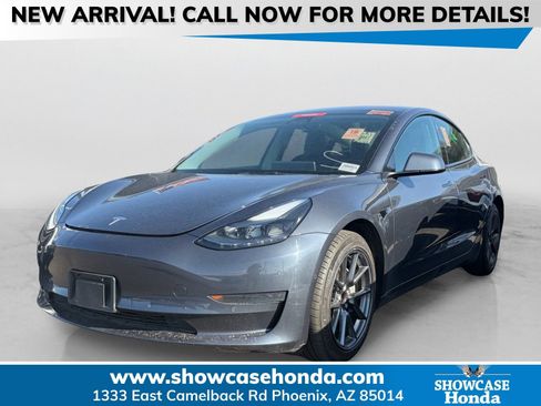 Used 2022 Tesla Model 3 Standard Range RWD image 1