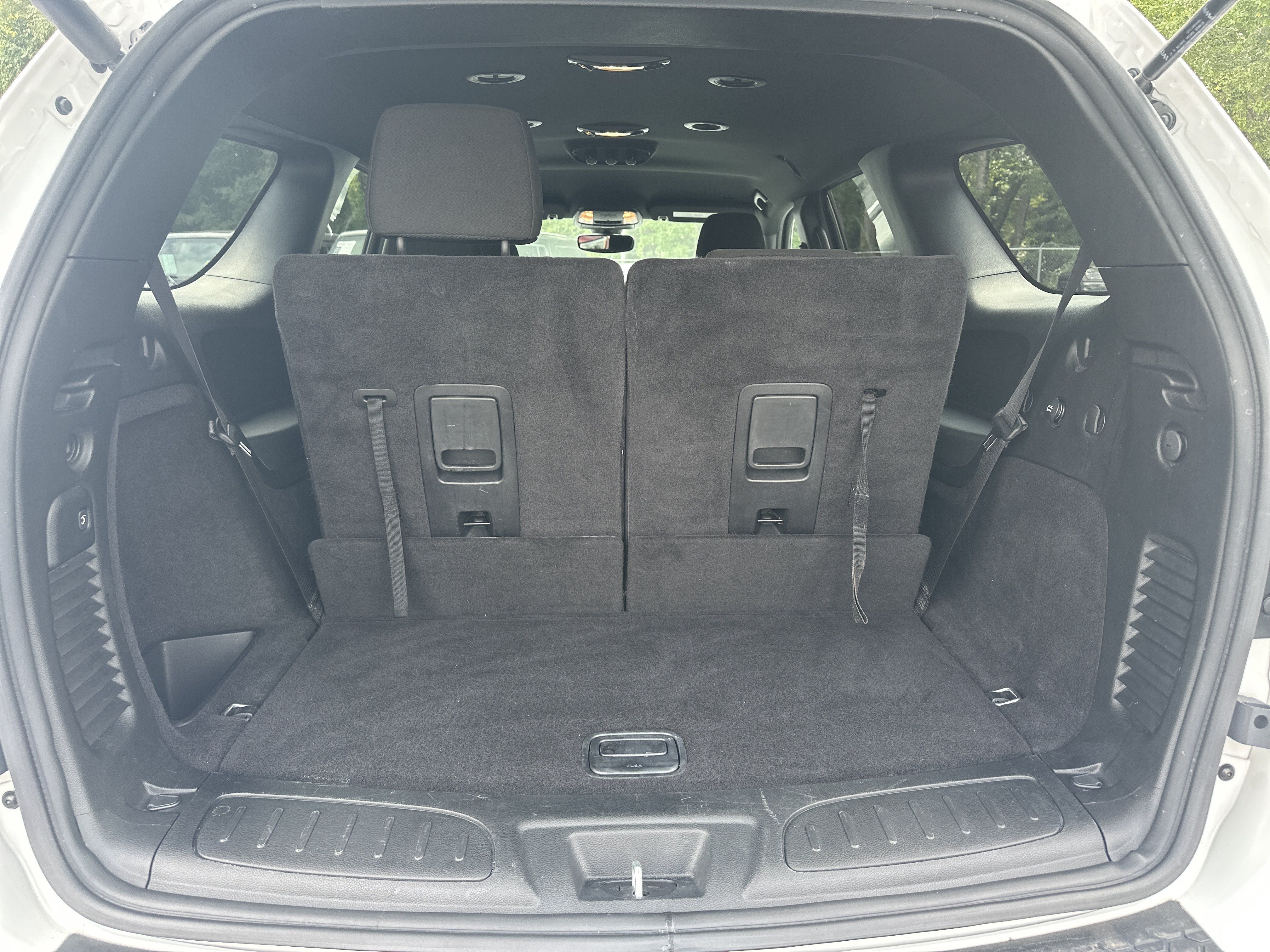 Used 2025 Dodge Durango GT w/ Blacktop Package RWD image 21