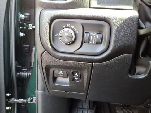 New 2026 RAM 1500 Big Horn AWD/4WD image 16