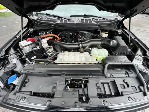 Used 2024 Ford F150 XLT w/ Mobile Office Package image 30