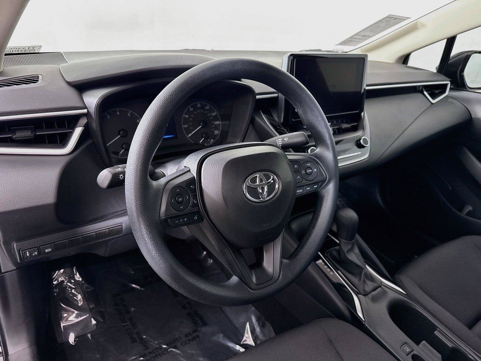 Certified 2024 Toyota Corolla LE FWD image 4