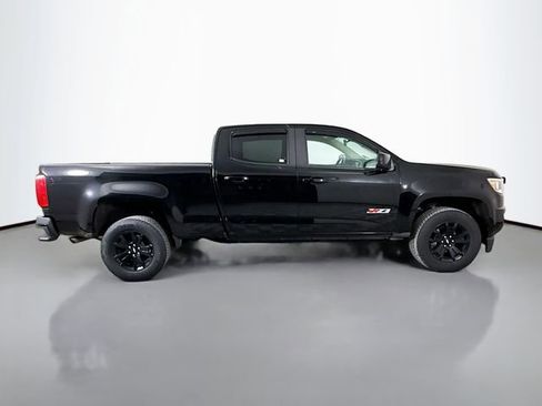 Used 2018 Chevrolet Colorado Z71 w/ Z71 Midnight Edition image 10