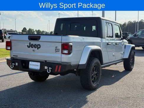 Used 2022 Jeep Gladiator Sport AWD/4WD image 8