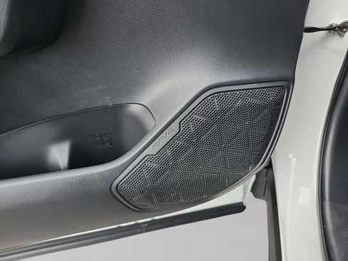 Used 2023 Toyota RAV4 Limited image 26