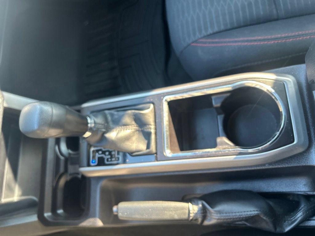 Used 2016 Toyota Tacoma SR5 w/ Towing Package RWD image 17