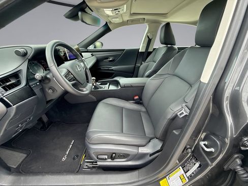 Used 2025 Lexus ES 350 w/ Premium Package FWD image 30