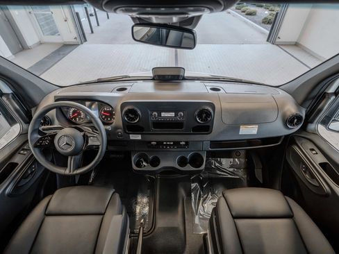 New 2026 Mercedes-Benz Sprinter 144 Cargo image 8